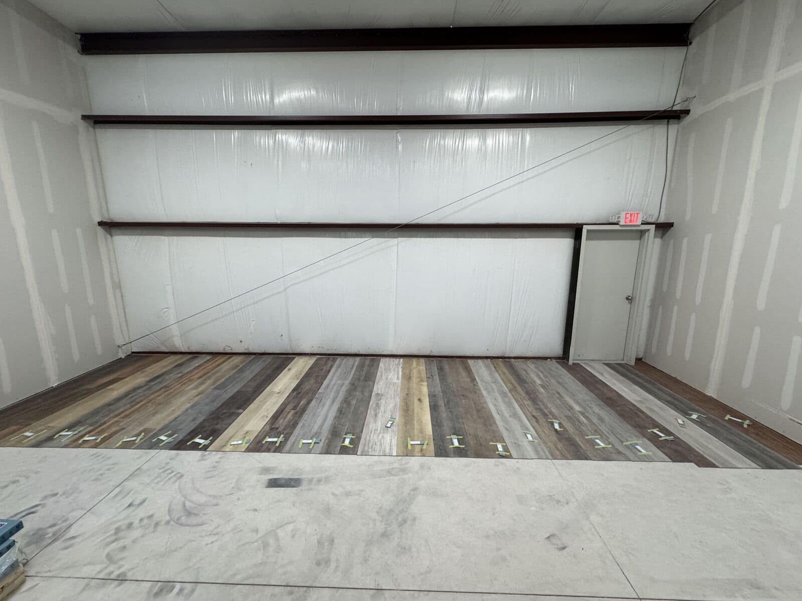 Liberty Hill vinyl plank flooring 12 — real 254 Floors photo